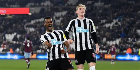 Alexander Isak Transfer News: Latest Updates and Analysis on Newcastle United's Star Striker