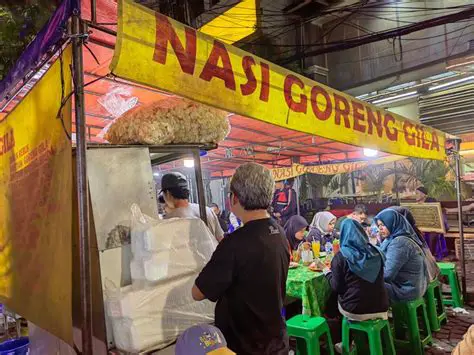 Ali Oncom: From Jakarta's Streets to the Pages of Pos Kota