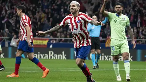 El Fenómeno Angel Correa: Un Análisis Profundo de la Trayectoria de la Estrella Argentina del Atlético de Madrid