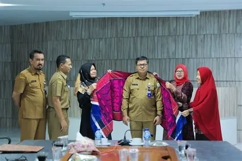 Applying Path Analysis in Analyzing HDI in Labuhan Batu Selatan 2011