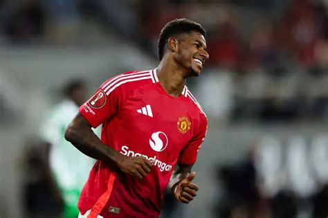 L'Ascension Fulgurante de Marcus Rashford : Du Prodige du Football à l'Icône Sociale