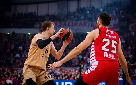 Barcelona vs. Olympiacos: A EuroLeague Showdown Preview