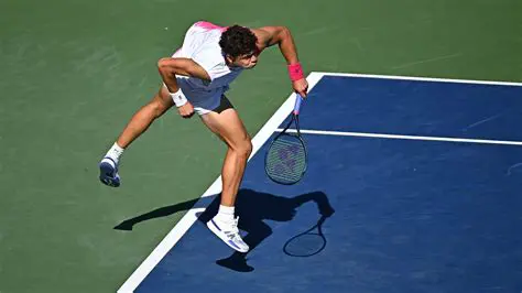 Ben Shelton: A Nova Estrela do Tênis Americano em Ascensão Meteórica