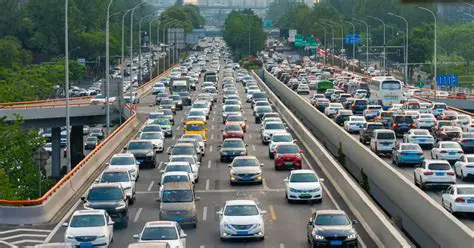 Breaking News: Navigating Live Traffic Updates for a Smoother Commute