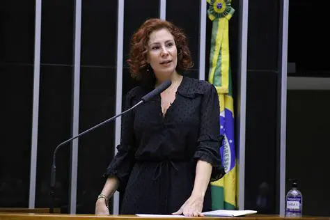 Carla Zambelli: A Influência e os Desafios da Deputada Federal no Cenário Político Brasileiro