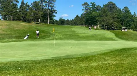 Course and Tournament Feature