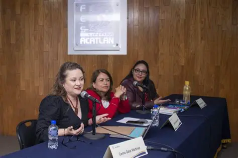 Especialistas en ciencias sociales