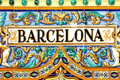 Exploring Barcelona: A Comprehensive Guide to Culture, Architecture, and Gastronomy