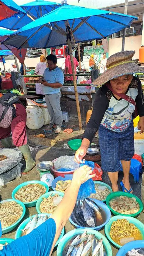 Factors Related to Skin Disorders in Fish Traders in the Medan City Market Center in 2019
