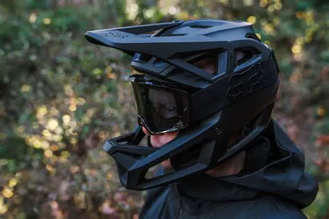 Unveiling the Fox Proframe: A Deep Dive into the Pinnacle of Full-Face Helmet Technology