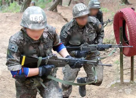 가수 겸 배우 강지영, 다재다능한 매력으로 韓 엔터테인먼트계를 사로잡다