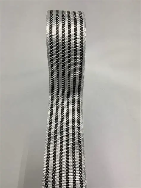 Gray or white carbon lines