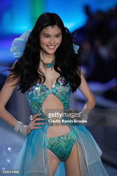 Unveiling He Sui: The Rise of a Supermodel and Her Impact on Fashion