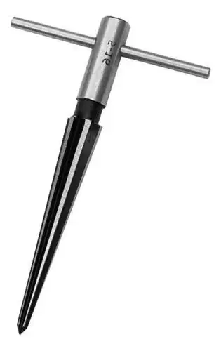 Herramientas para agrandar agujeros