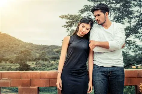 Jangan Menggunakan Pasangan Anda sebagai Objek Kebahagiaan