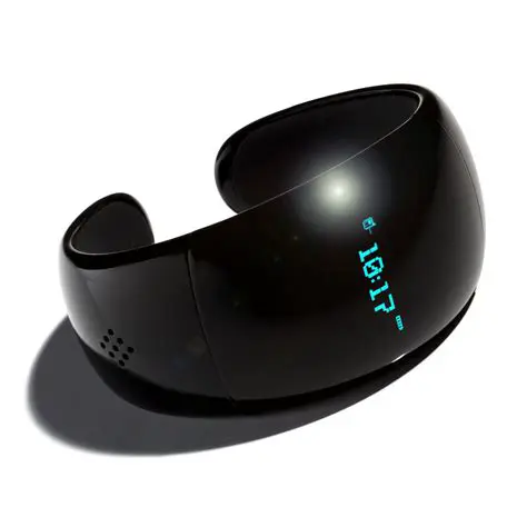 Key Features of ZeBracelet