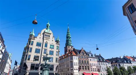 København: En Omfattende Guide til Danmarks Livlige Hovedstad