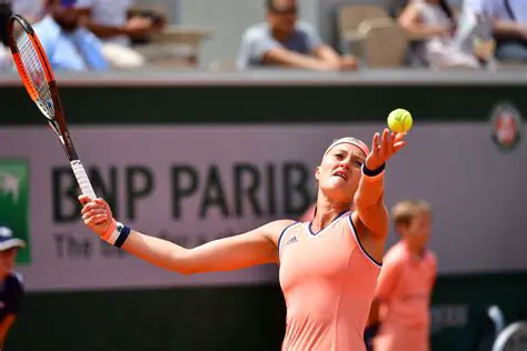 Kristina Mladenovic : Parcours, Réalisations et Impact d'une Championne de Tennis Française