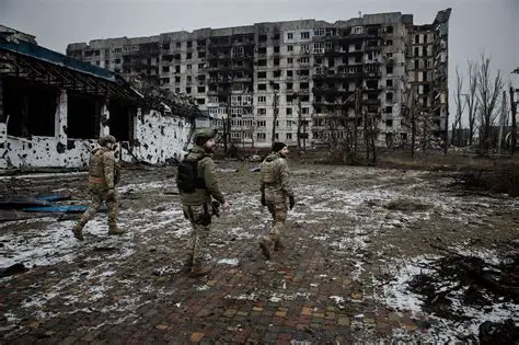 Latest Russia-Ukraine War Updates: Shifting Frontlines and Global Impact