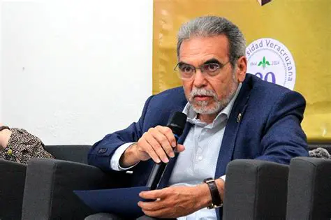 Los Aportes de los Autores