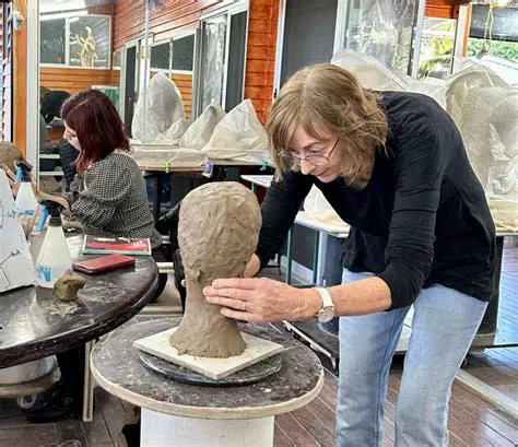 Offer more Sculpture classes