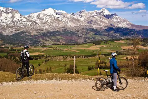 Osc Atletsc Skotlandia: Menjelajahi Keindahan Sepeda di Negeri Kilt dan Kastil
