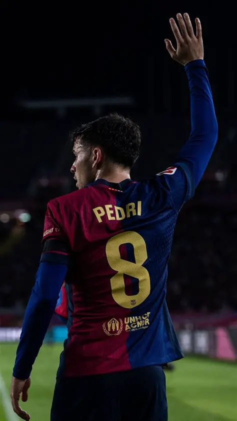 Pedri: L'Ascension Fulgurante d'un Jeune Prodige du Football Espagnol