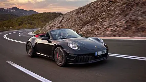Porsche 911: Old vs. New - A Timeless Evolution of a Driving Icon