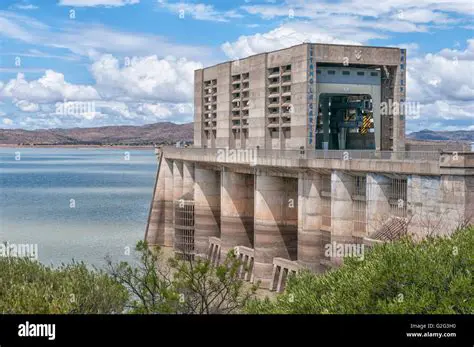 Provinces Bordering the Gariep Dam