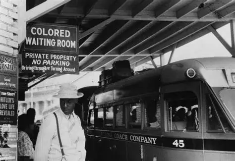 Racial Segregation and the New Deal