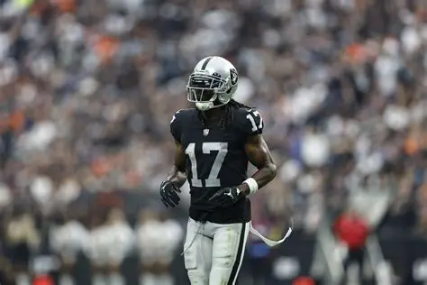 Raiders Davante Adams Trade Rumors: What's Next for the Star Receiver?