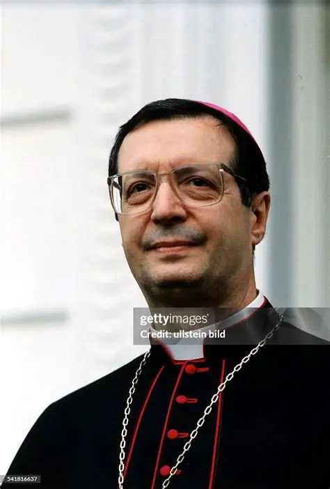 Erzbischof Reinhold Nann: Eine Karriere in der Päpstlichen Diplomatie und als Nuntius