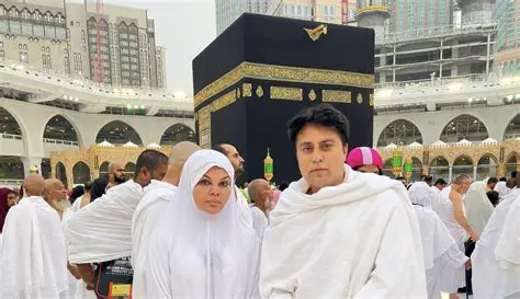 Salman Khan's Sacred Journey: A Deep Dive into His Spiritual Pilgrimage to Mecca and Medina