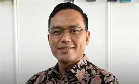 Simon Aloysius Mantiri: Profil Lengkap, Perjalanan Karir, dan Peran Strategis di Pertamina