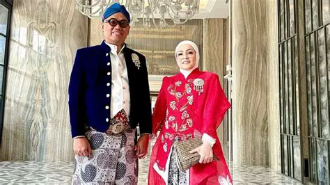 Sukarmis: Profil, Karir Politik, dan Kontroversi Tokoh Riau