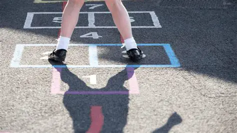 The Two Methods of Hopscotching