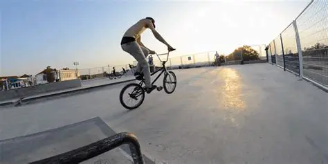 Understanding Nightrider Movement